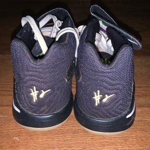 Kyrie 2 Parade Basketball Shoes